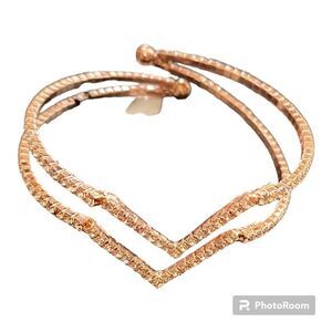 Ce'zanne Senisitive Skin Bracelet NWT